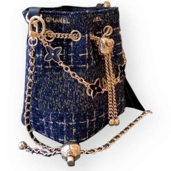 CHANEL Two Way Carry Bucket Bag With Original Box - Picture 3 of 10